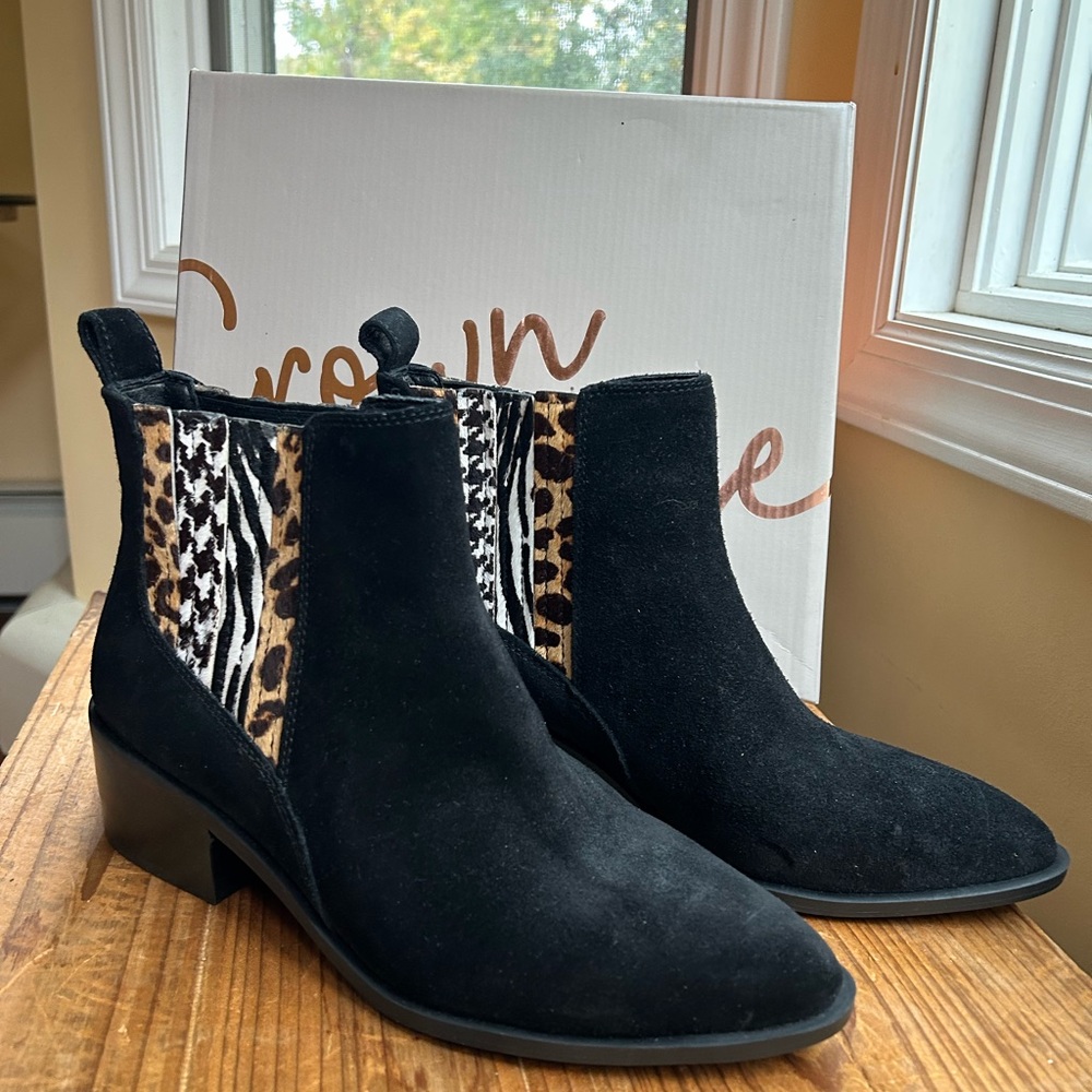 Crown Vintage Ankle Boots